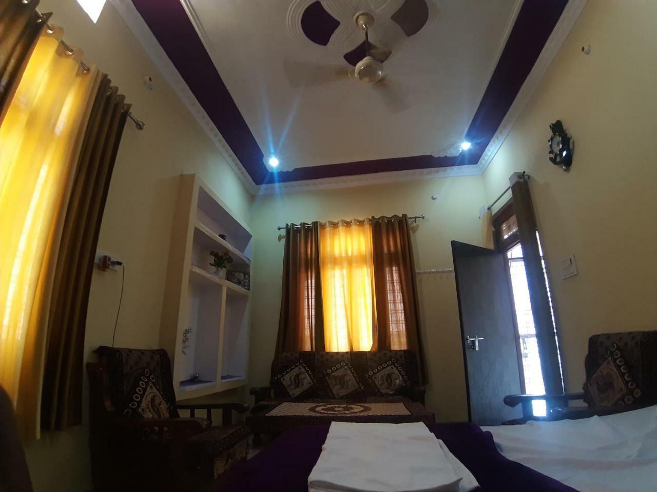 Shree Ram Homestay Orchha Exterior photo